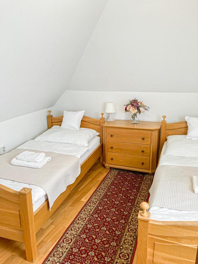 Hotel Salamander - Garni Banska Stiavnica Exterior photo